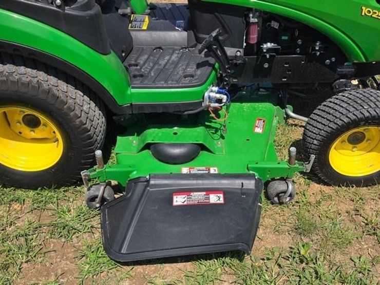john-deere-1025r-image-8