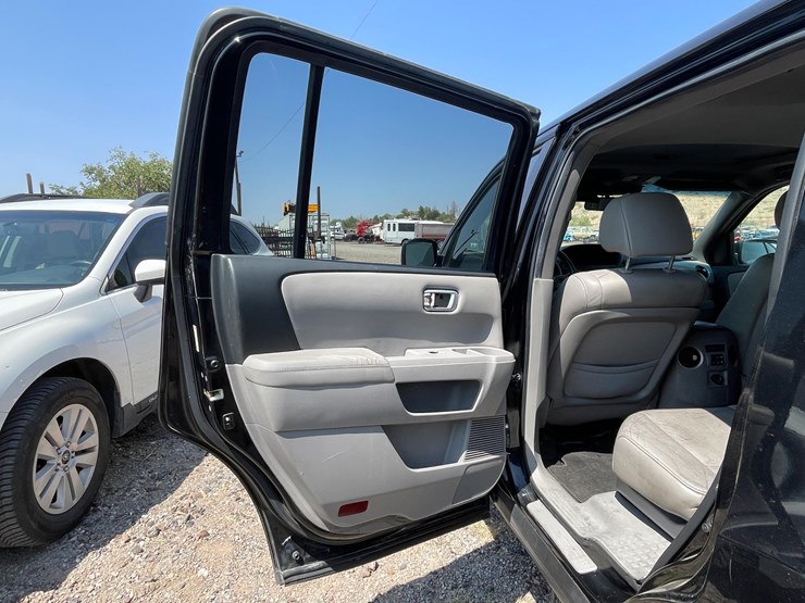 2010-honda-pilot-image-11