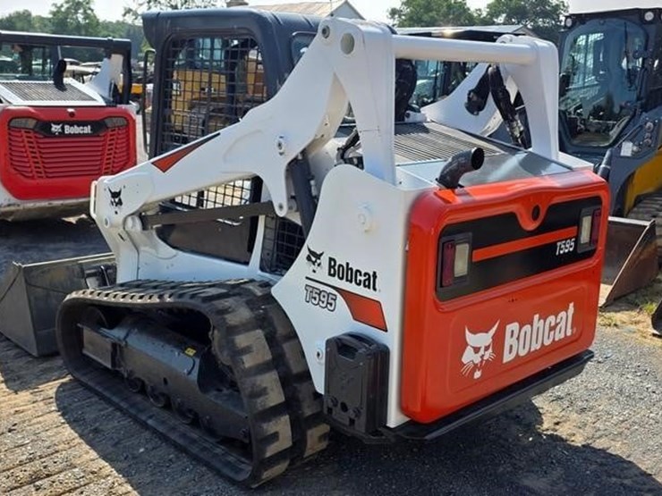2019-bobcat-t595-image-4