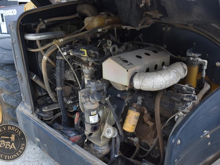 2014-caterpillar-th407c-image-43