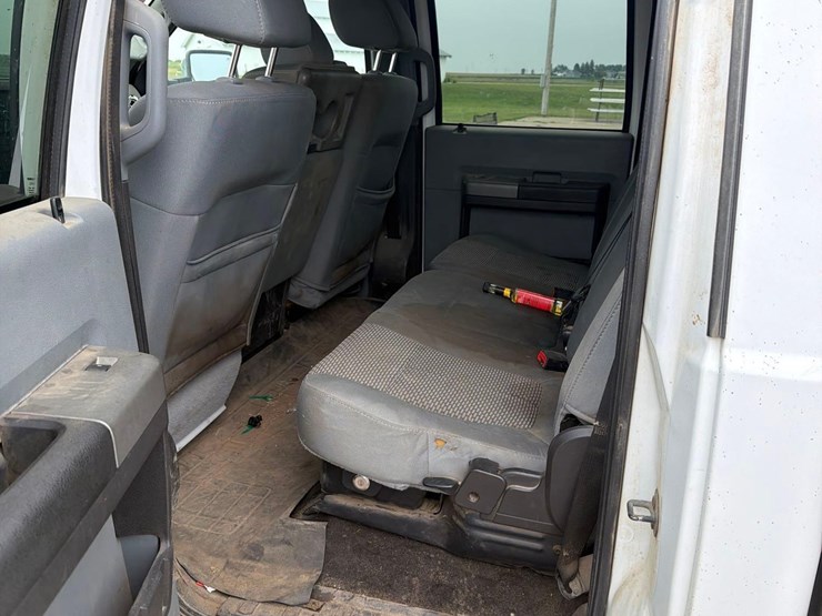 2010-ford-f350-image-43