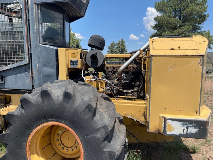 2010-caterpillar-553-image-8