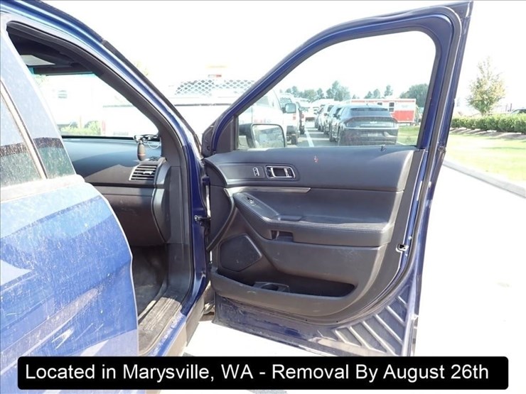 2016-ford-explorer-image-2