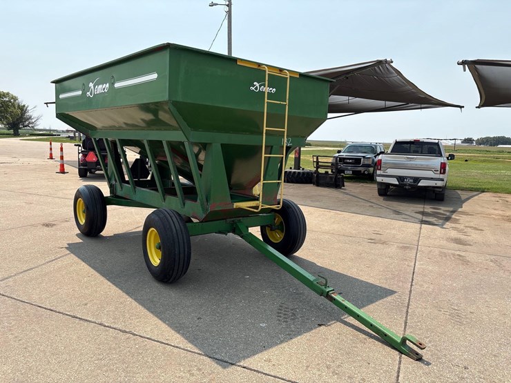 demco-250-image-2