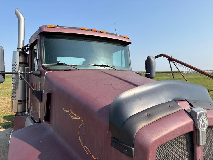 1993-kenworth-t600-image-22
