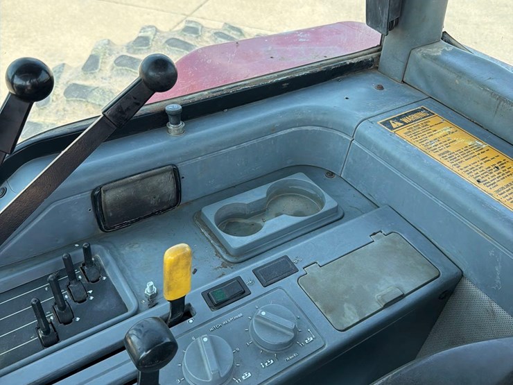 case-ih-7130-image-37