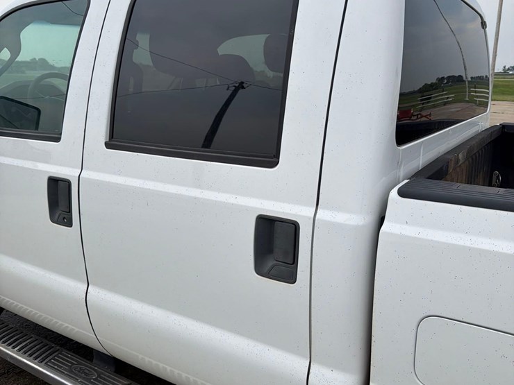 2010-ford-f350-image-12