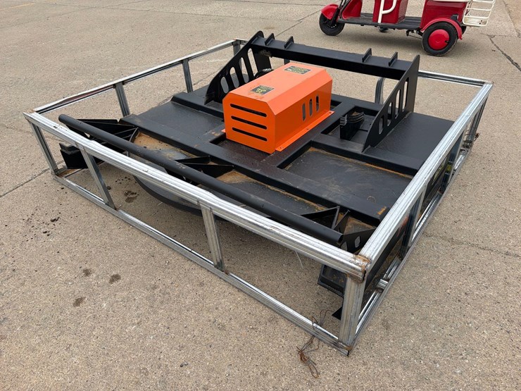 pabreak-skidloader-72”-whirly-mower-image-2