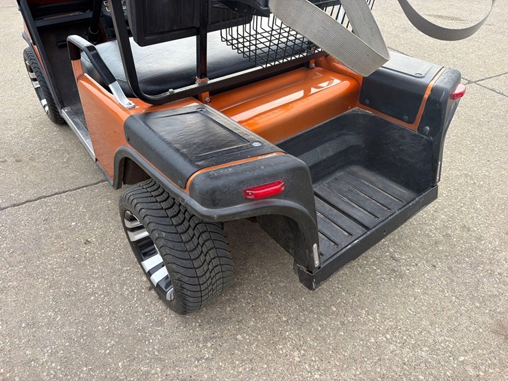 1987-ez-go-gas-golf-cart-image-6