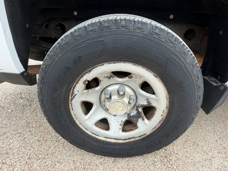 2014-chevrolet-1500-image-22