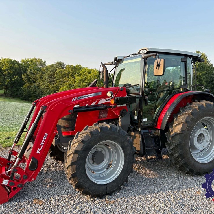 2023 MASSEY-FERGUSON 5711