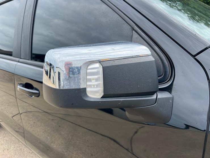 2022-chevrolet-silverado-1500-image-21