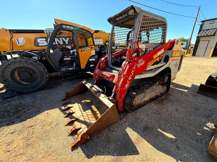 2020-takeuchi-tl8r2-image-10