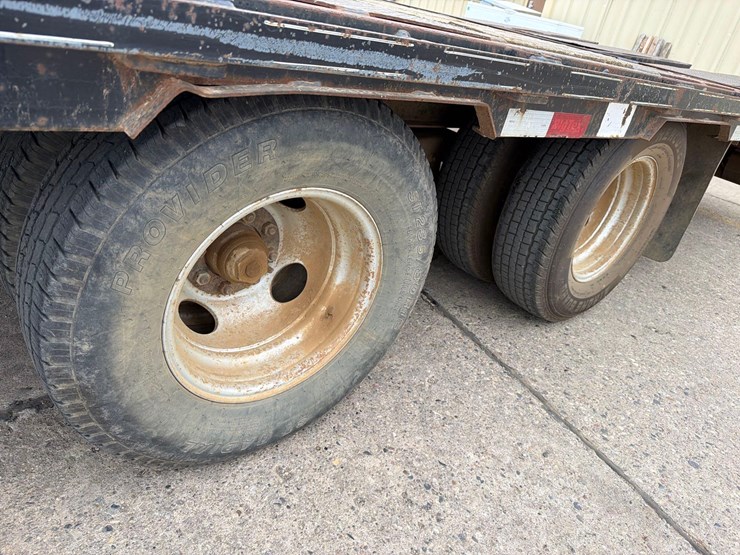 2013-big-tex-102”-x-30ft-gooseneck-flatbed-trailer-image-13