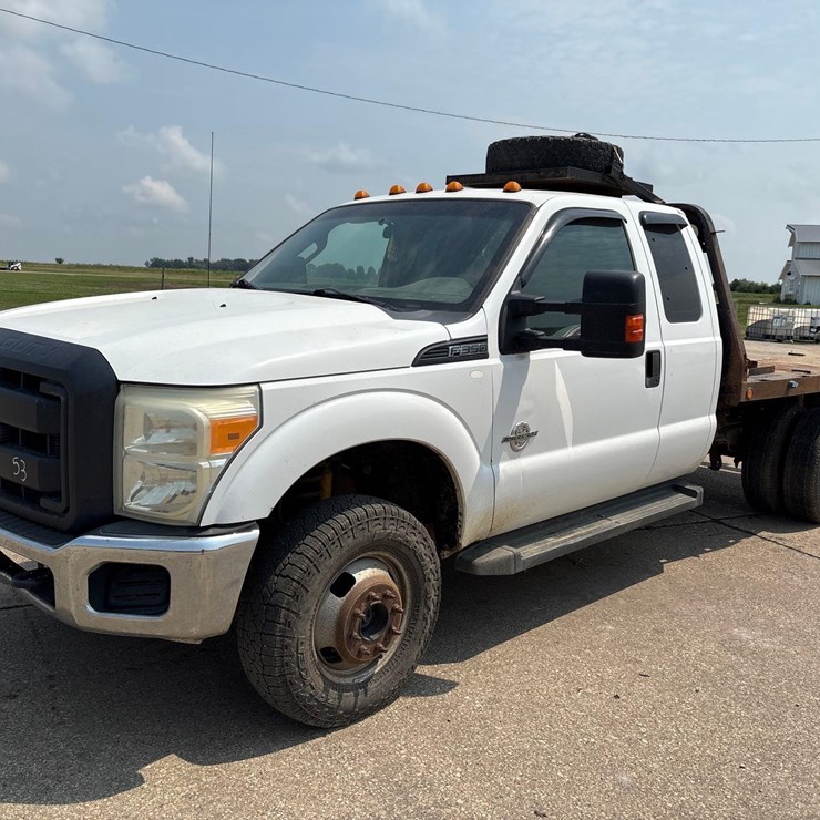 2015 FORD F350
