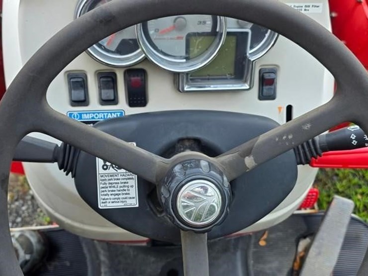 new-holland-boomer-8n-image-47