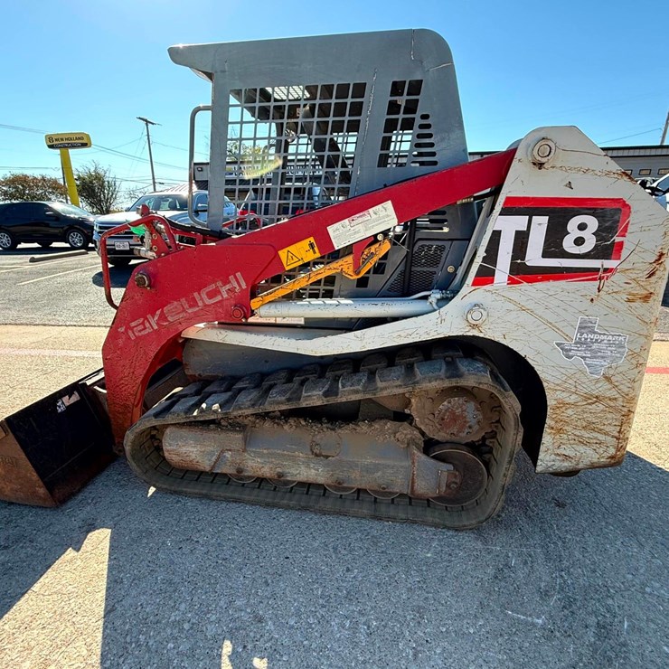 2019 TAKEUCHI TL8