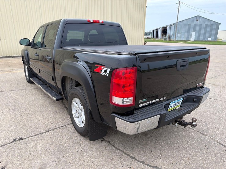2012-gmc-sierra-1500-image-4