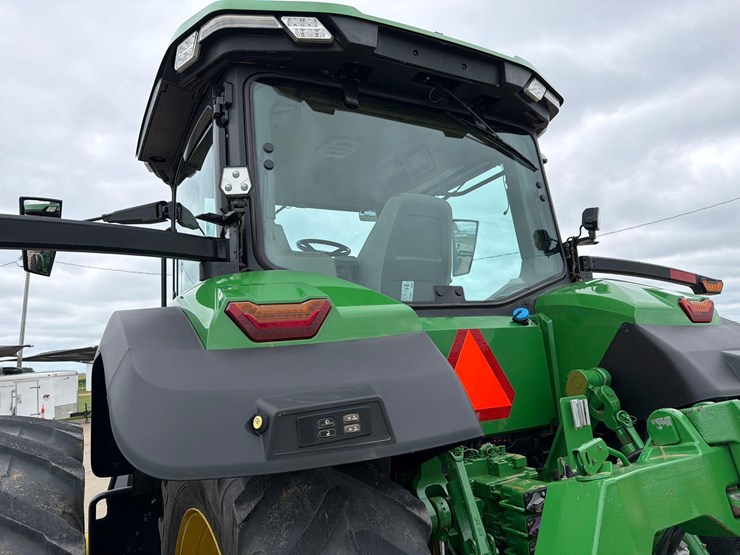 2022-john-deere-8r-280-image-18