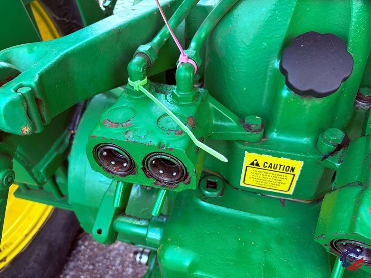 john-deere-2840-image-44