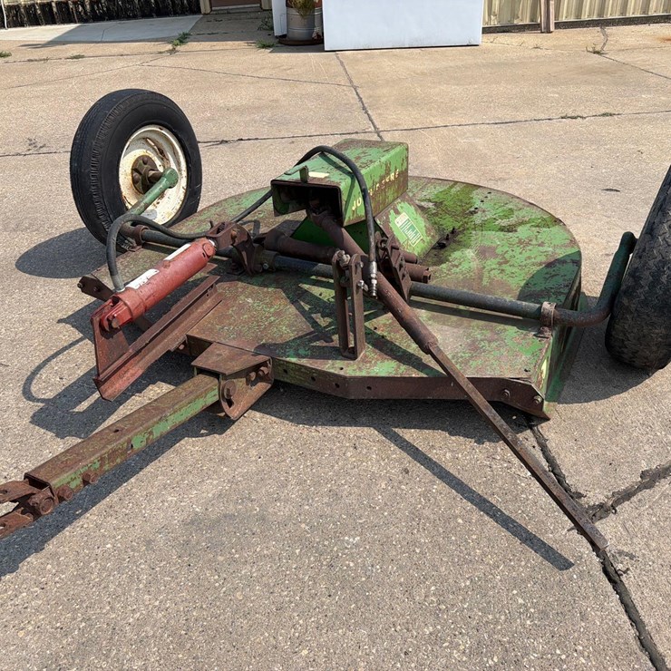 JOHN DEERE 127