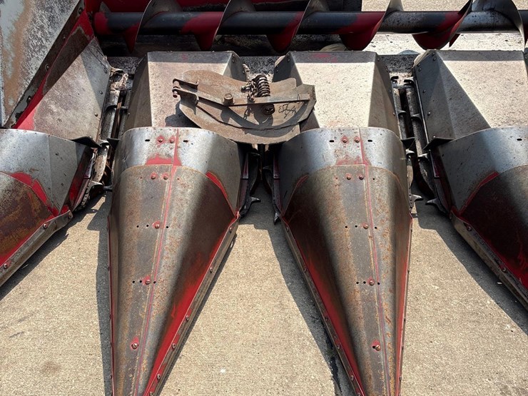 case-ih-1063-image-6