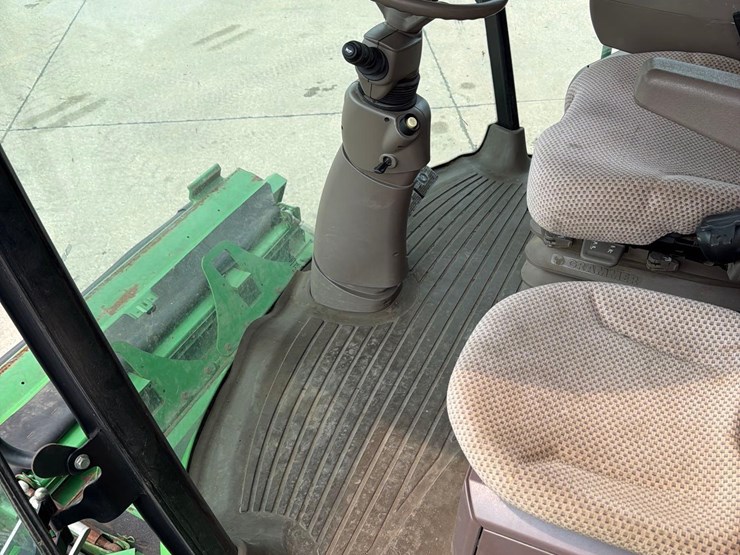 2012-john-deere-s680-image-54