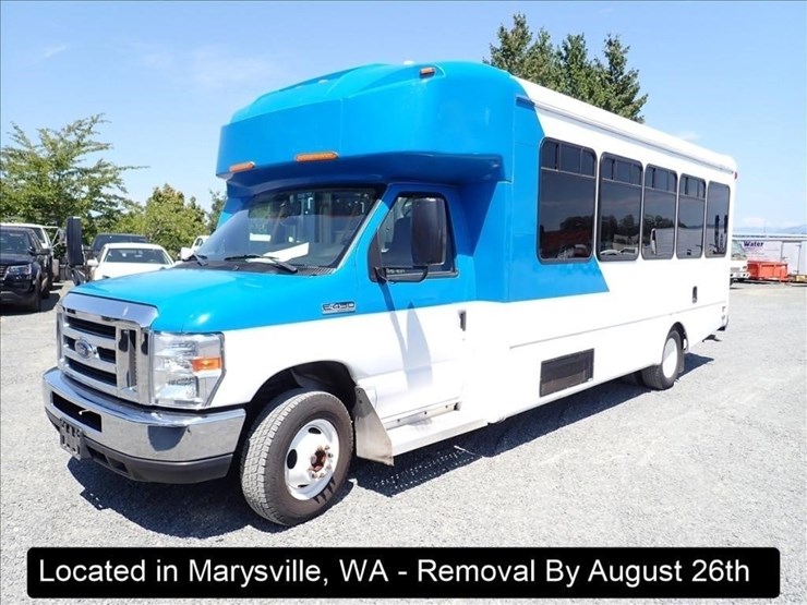 2019-ford-e450-image-1