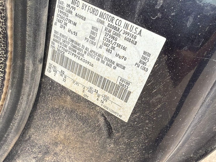 2000-ford-f250-image-24