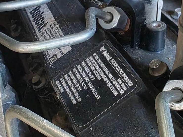 2020-bobcat-s64-image-37