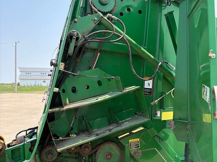 john-deere-582-image-27