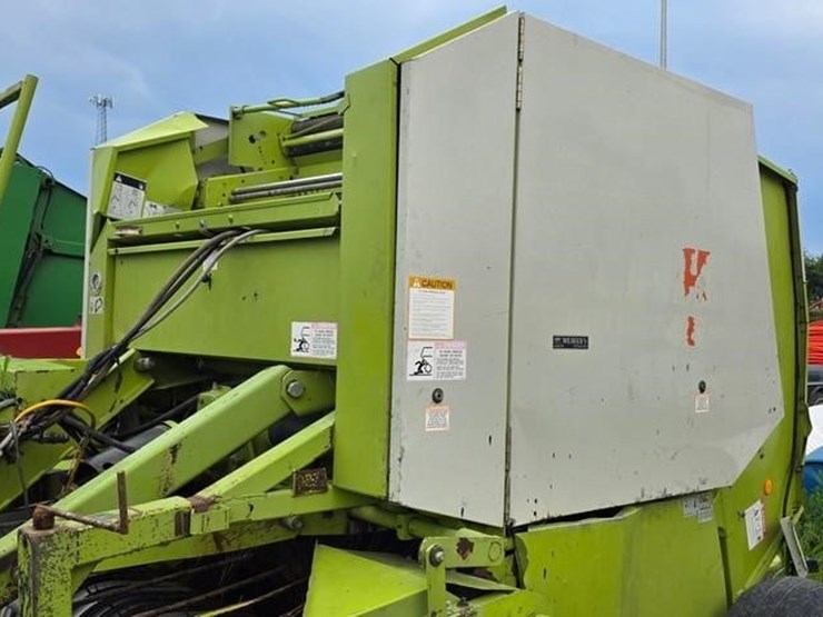 claas-round-baler-image-15