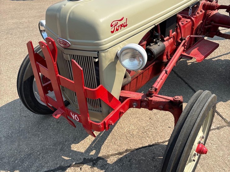 ford-8n-image-10