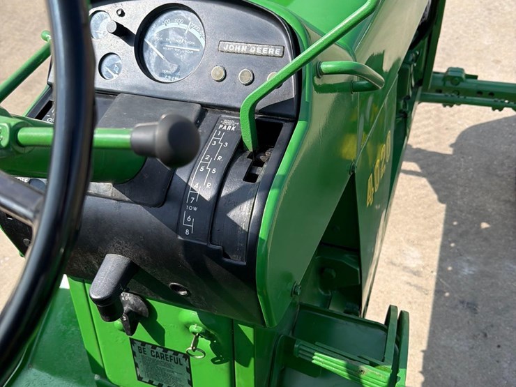 john-deere-4020-image-43