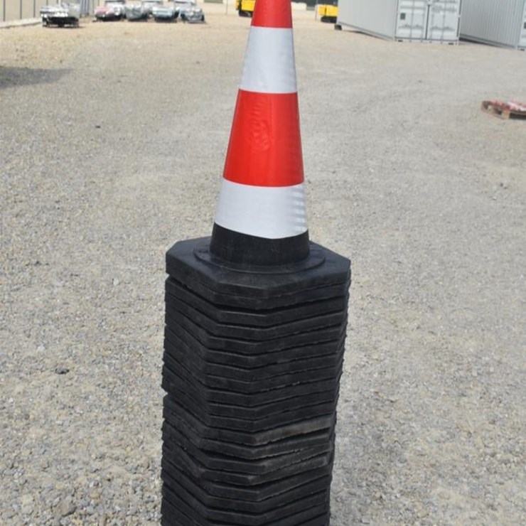 SAFETY CONES 48537
