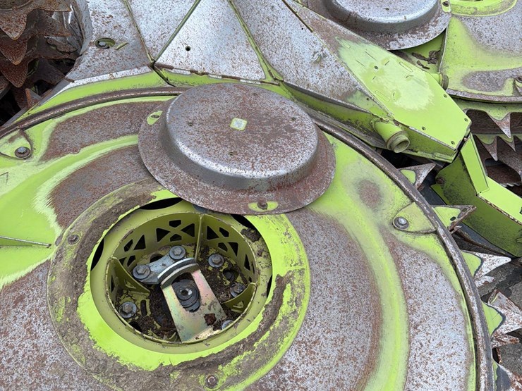 2019-claas-orbis-750-image-38