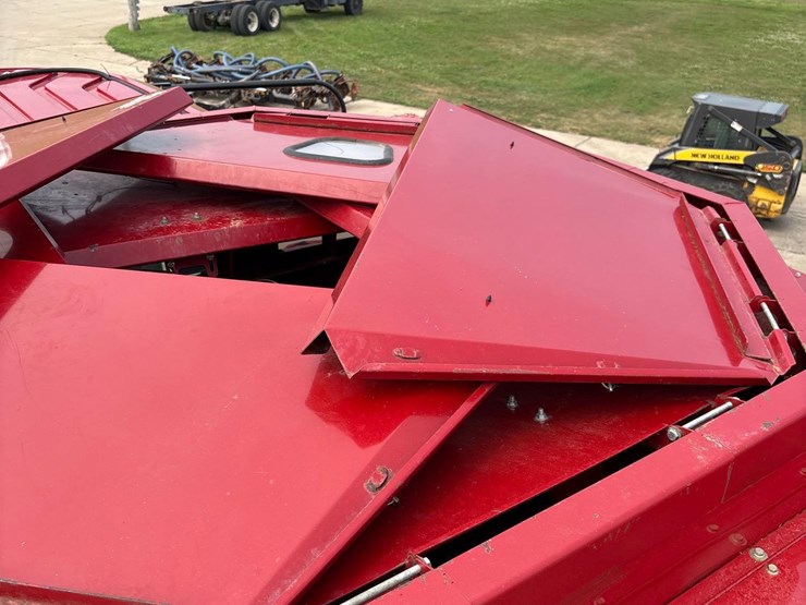 2005-case-ih-2377-image-56