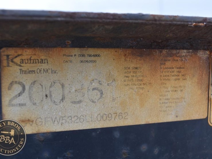 2020-kaufman-50-image-16