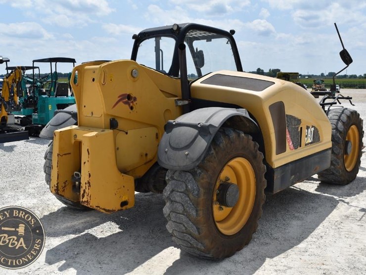 2014-caterpillar-th407c-image-6
