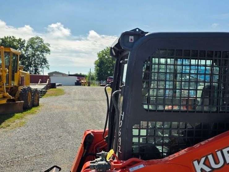 kubota-svl75-2-image-10