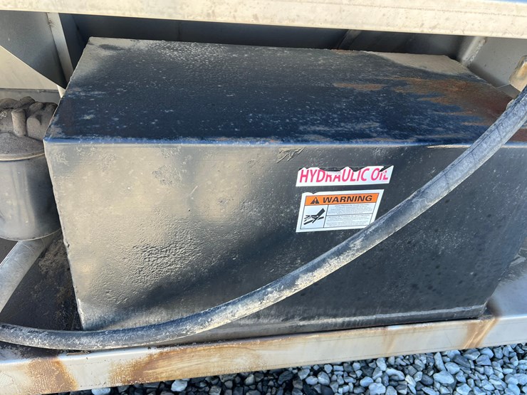 no-reserve---adams-truck-mount-tender---no-fees-image-8