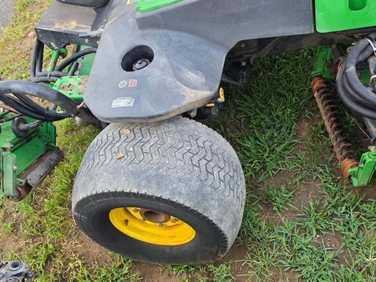 2005-john-deere-3225c-image-20