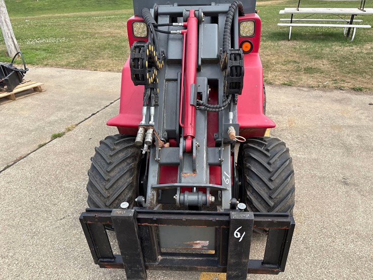 2015-taian-dy480-4wd-multifunction-mini-wheel-loader-image-12