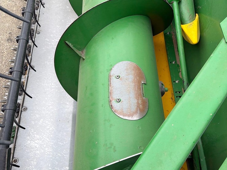 2009-john-deere-635f-image-30