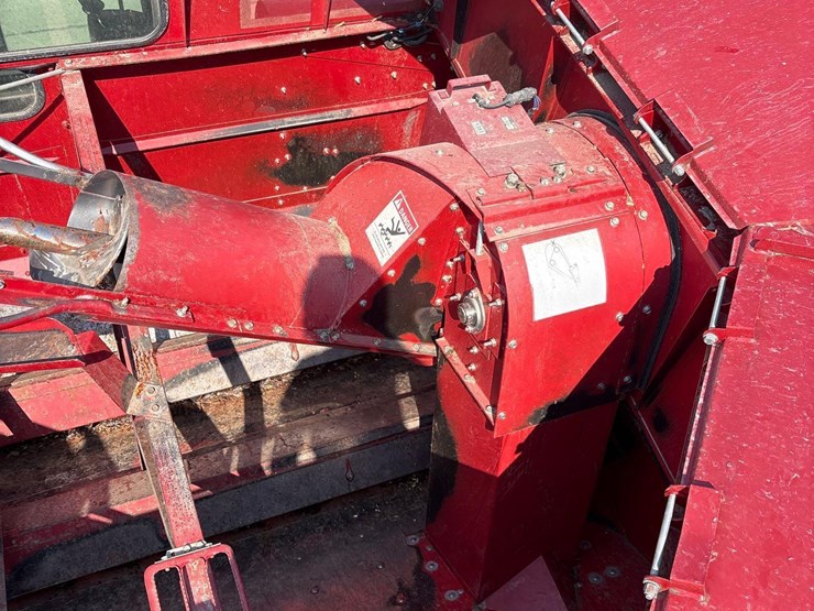 2005-case-ih-2377-image-78