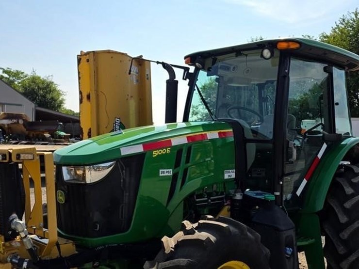 john-deere-5100e-image-41