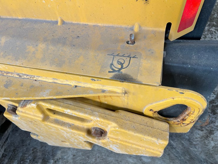 deere-324g-image-14