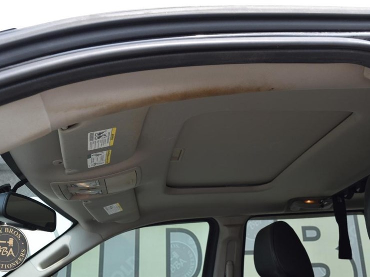 2009-jeep-grand-cherokee-limited-image-16