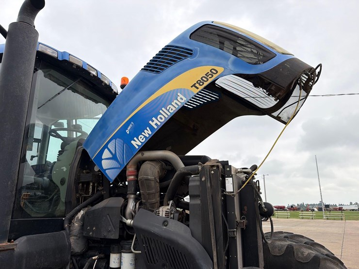 2009-new-holland-t8050-image-61