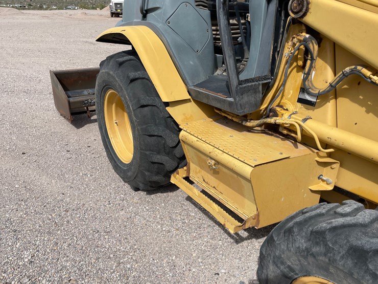 caterpillar-416d-image-26